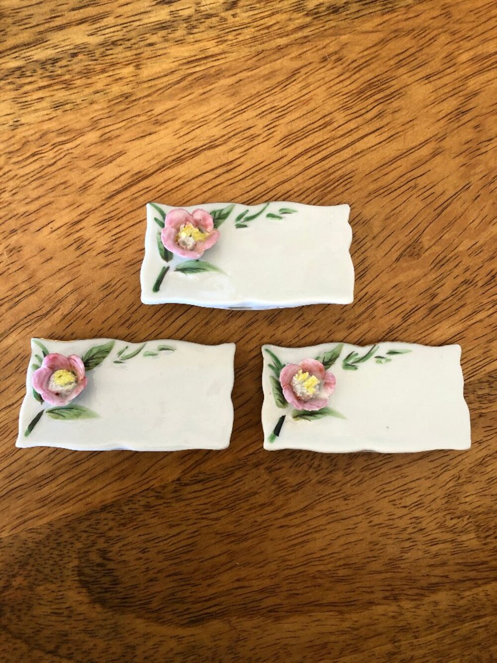 Vintage Shafford Floral 3D Porcelain Reusable Place Card Holders & Menu Board - Picture 10 of 15